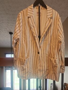 Old Navy Cream and Navy Striped Blazer
